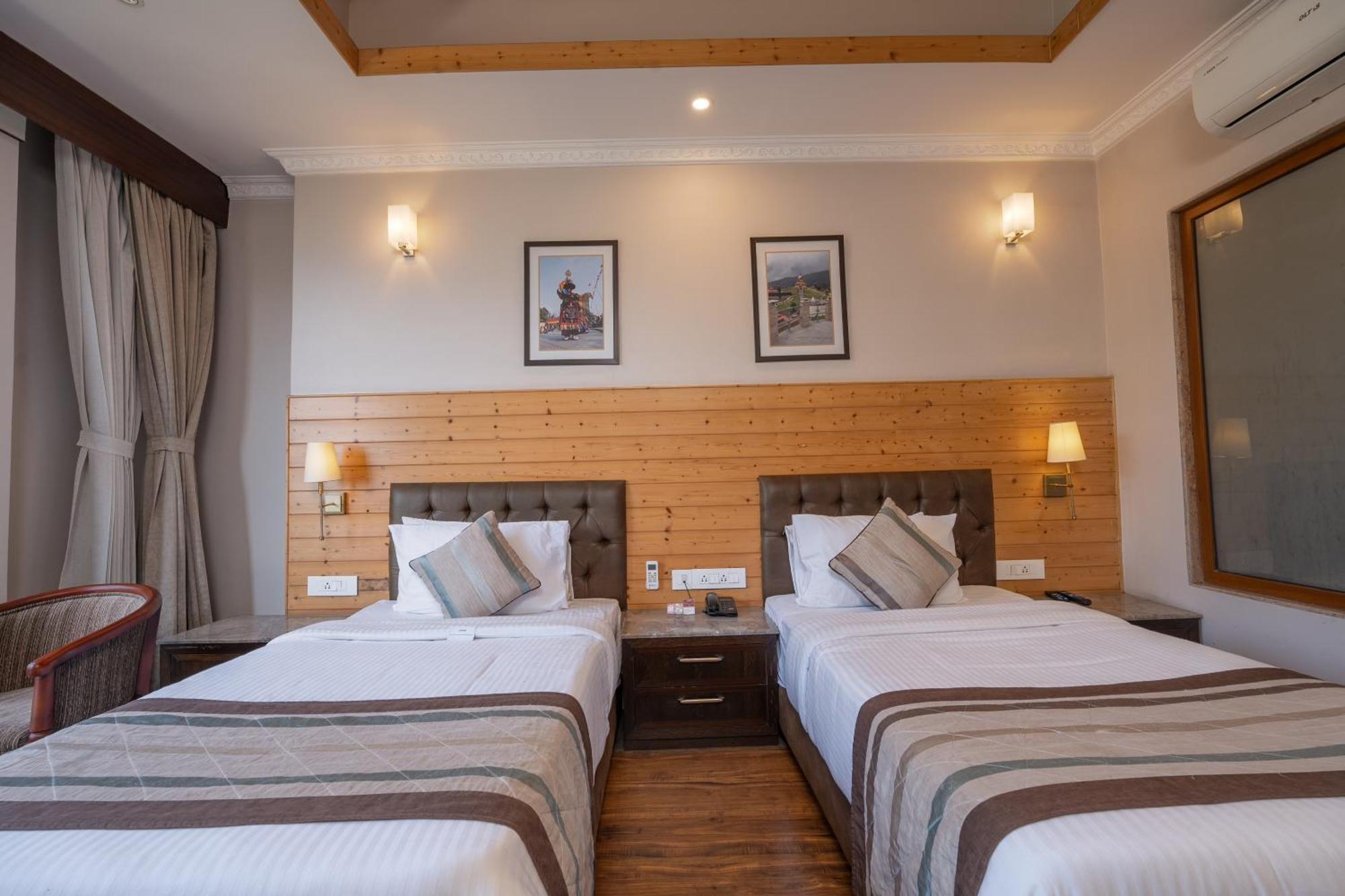 Summit Alpine Abode Hotel 5 Mins From Mg Marg กังต็อก ภายนอก รูปภาพ