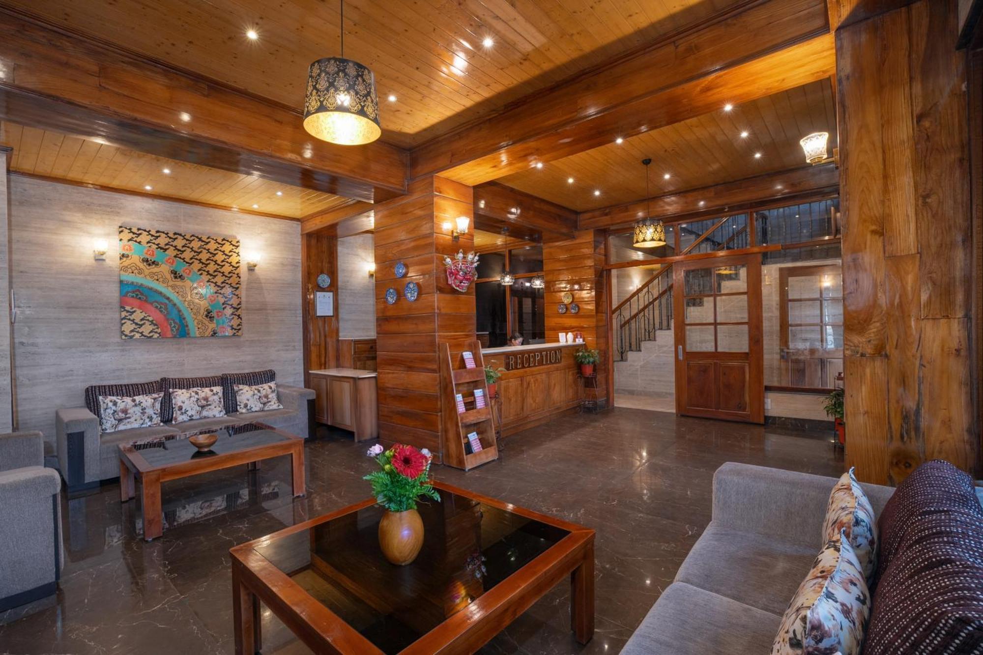 Summit Alpine Abode Hotel 5 Mins From Mg Marg กังต็อก ภายนอก รูปภาพ